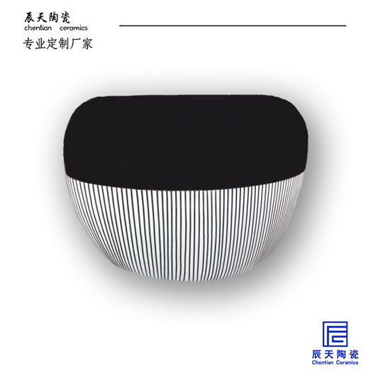 <b>廣州K11大廈定制 現(xiàn)代簡約水培陶瓷大號(hào)水缸</b>